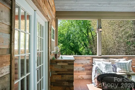 33 Wilmington Street Asheville NC 28806