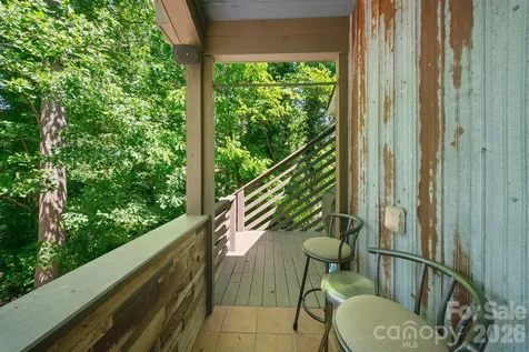33 Wilmington Street Asheville NC 28806