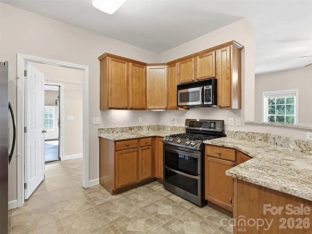 209 Beechnut Drive Hendersonville NC 28739