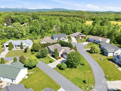 209 Beechnut Drive Hendersonville NC 28739
