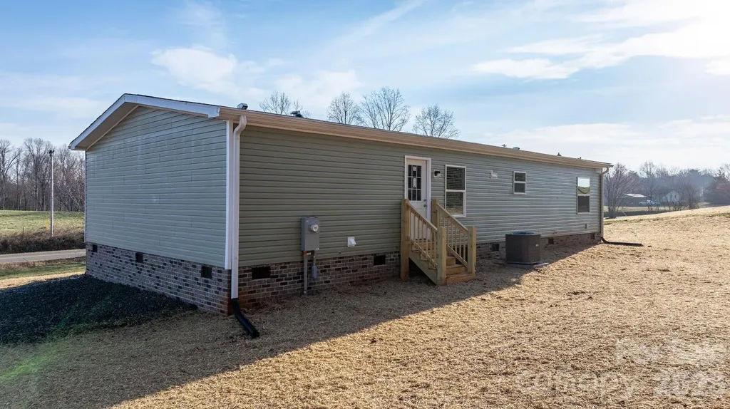 4963 Rhoney Road Connelly Springs NC 28612