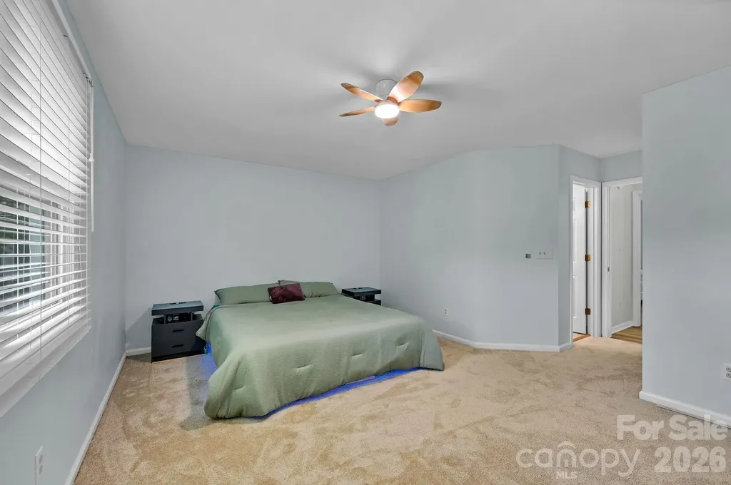 31 St Andrews Drive Etowah NC 28729
