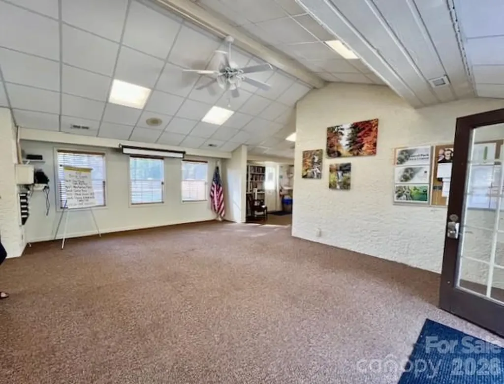 31 St Andrews Drive Etowah NC 28729