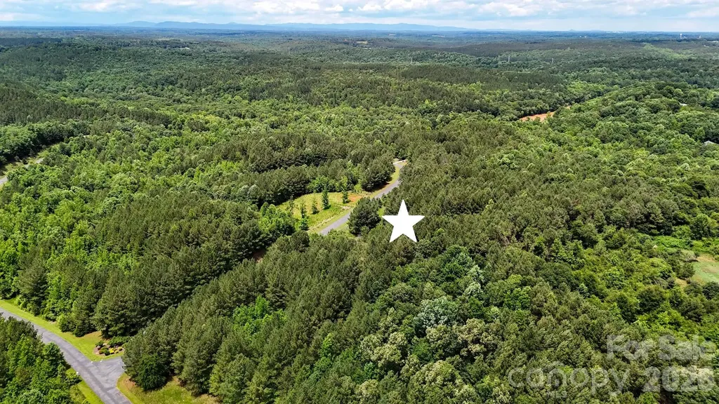 106 River View Drive Mooresboro NC 28114