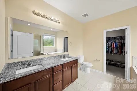 700 Wood Lily Drive Belmont NC 28012