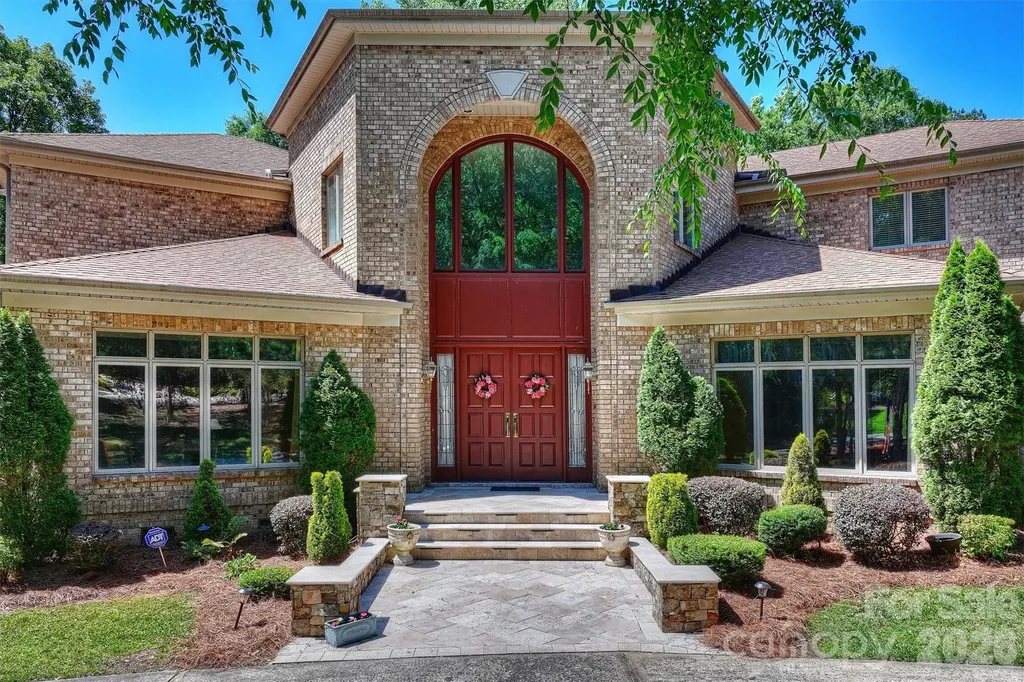 3301 Providence Plantation Lane Charlotte NC 28270