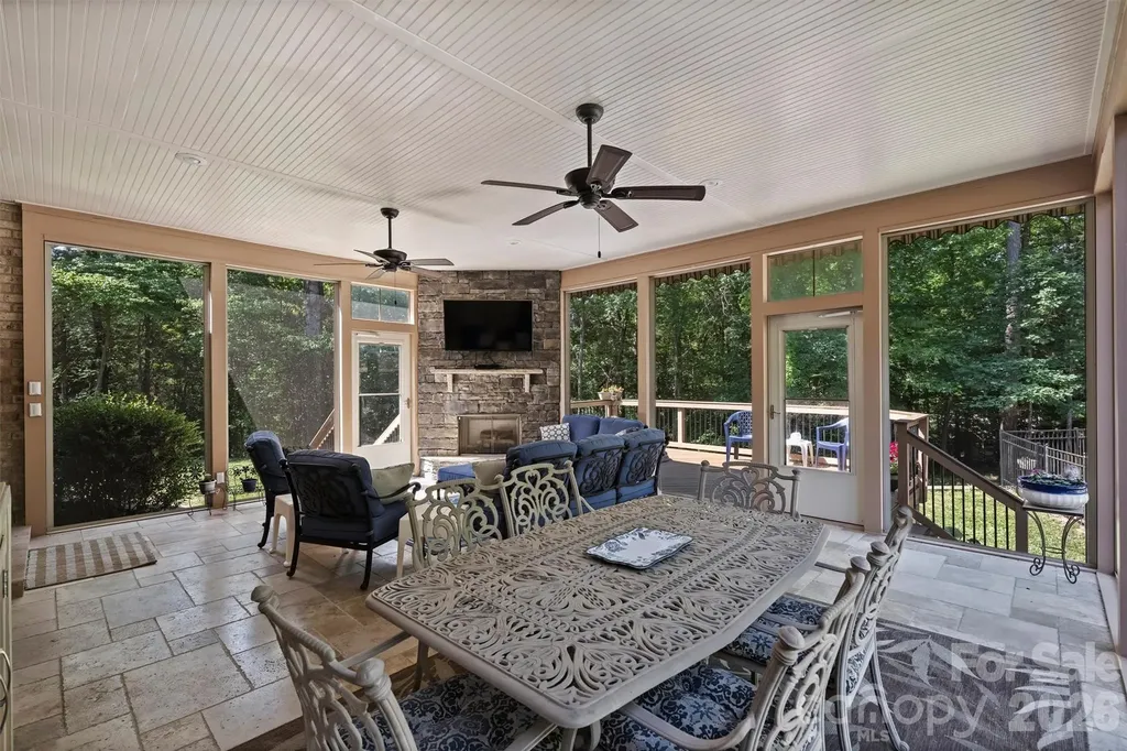 3301 Providence Plantation Lane Charlotte NC 28270