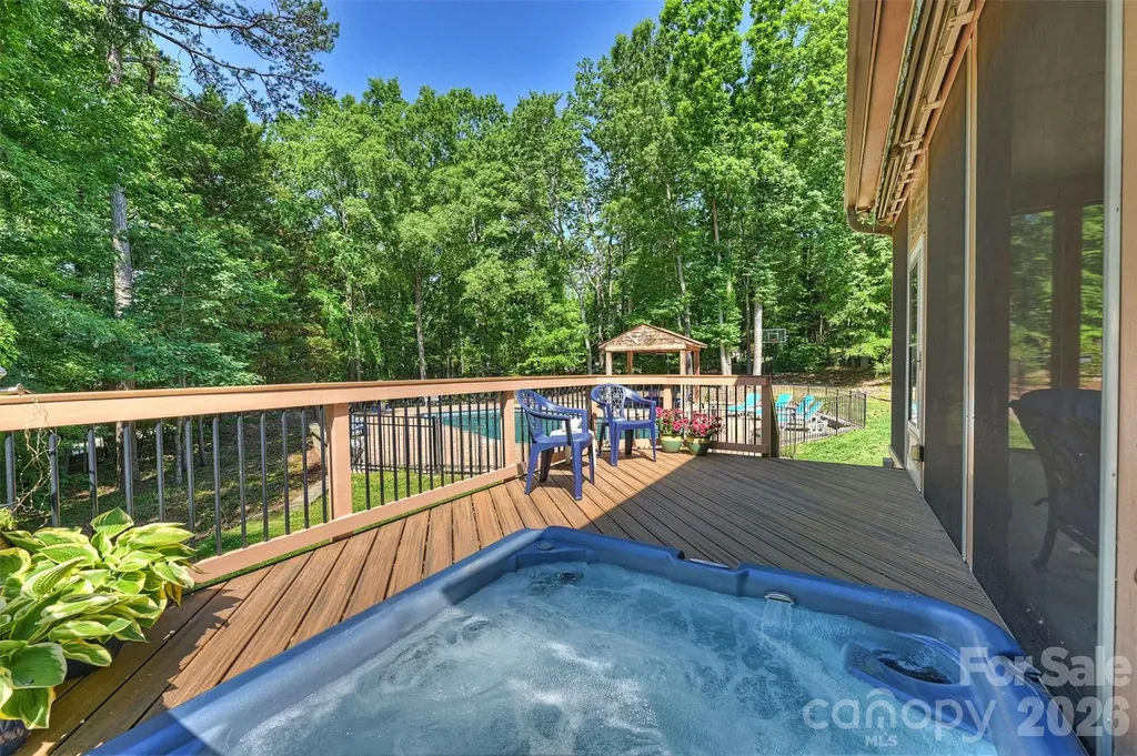 3301 Providence Plantation Lane Charlotte NC 28270