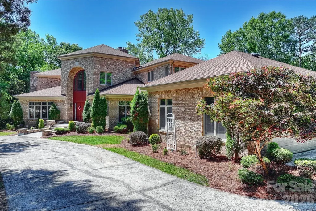 3301 Providence Plantation Lane Charlotte NC 28270