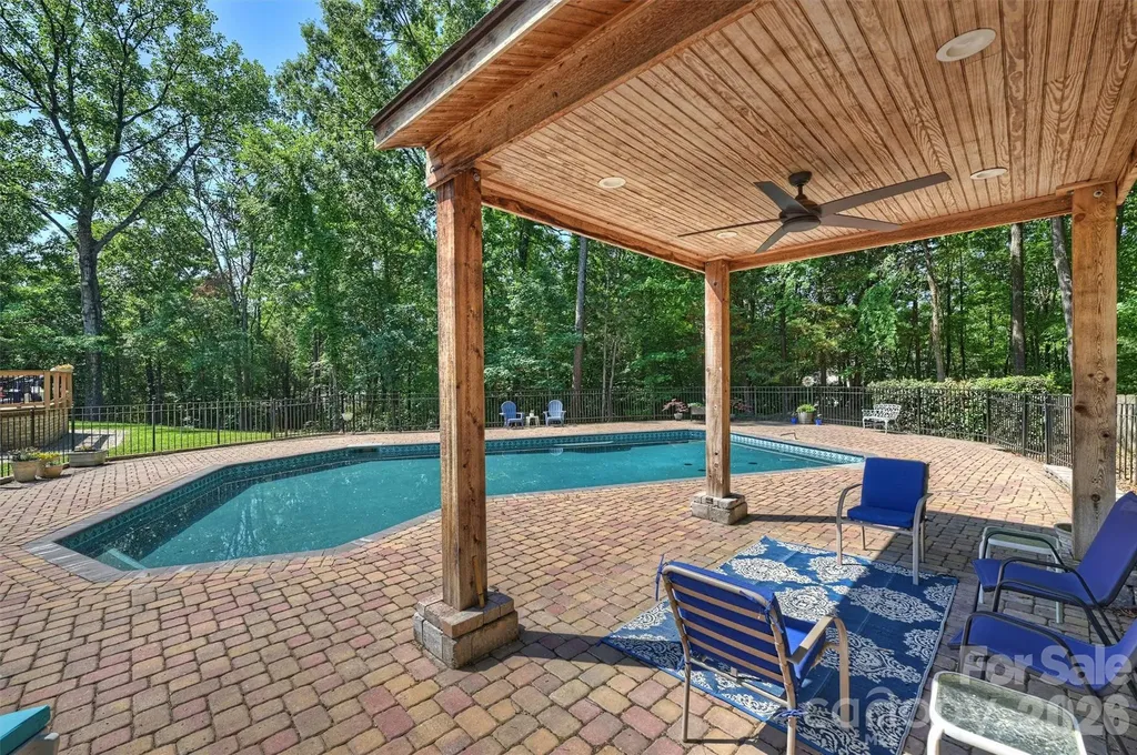 3301 Providence Plantation Lane Charlotte NC 28270