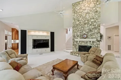 3301 Providence Plantation Lane Charlotte NC 28270