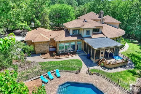 3301 Providence Plantation Lane Charlotte NC 28270