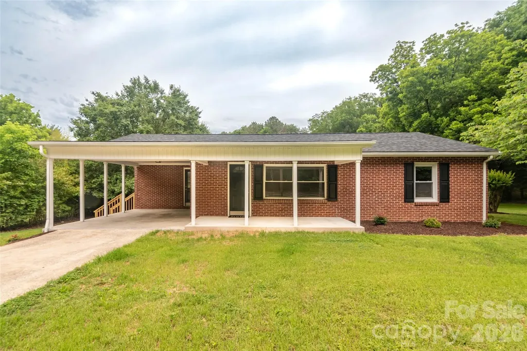 156 Doggett Grove Road Forest City NC 28043