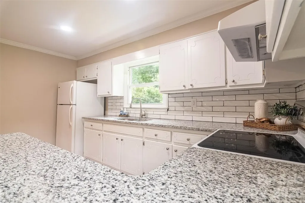 156 Doggett Grove Road Forest City NC 28043