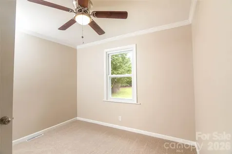 156 Doggett Grove Road Forest City NC 28043