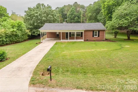 156 Doggett Grove Road Forest City NC 28043