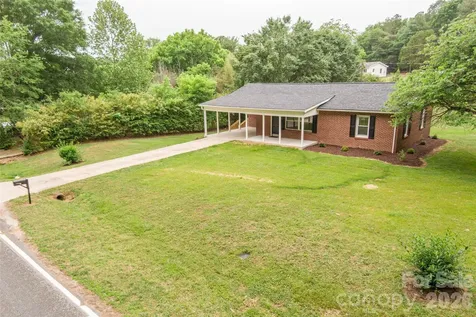 156 Doggett Grove Road Forest City NC 28043
