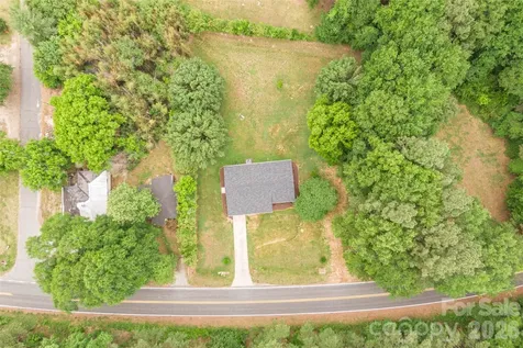 156 Doggett Grove Road Forest City NC 28043