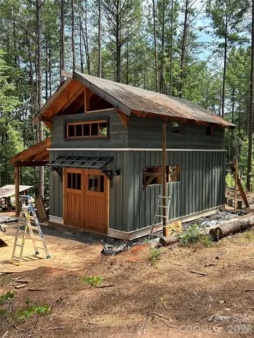 109 Spring Hollow Road Mill Spring NC 28756