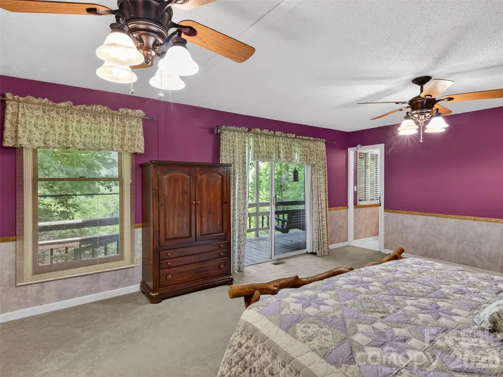 255 Westover Lane Burnsville NC 28714
