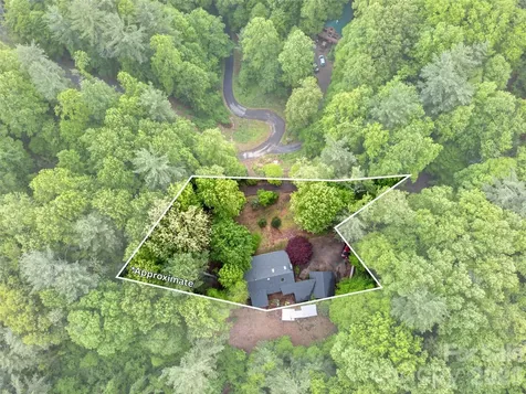 255 Westover Lane Burnsville NC 28714