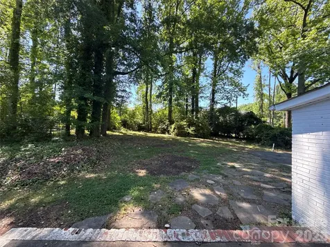 5710 Charing Place Charlotte NC 28211