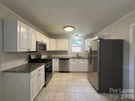 5710 Charing Place Charlotte NC 28211