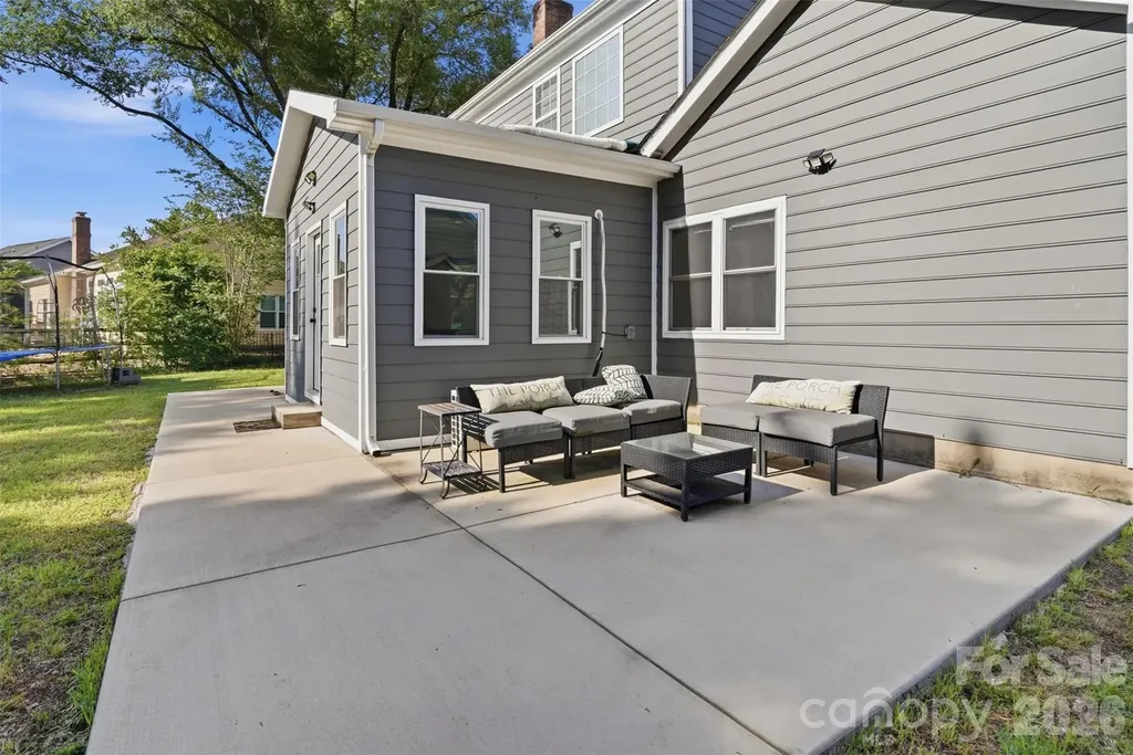12025 Freshwell Road Charlotte NC 28273