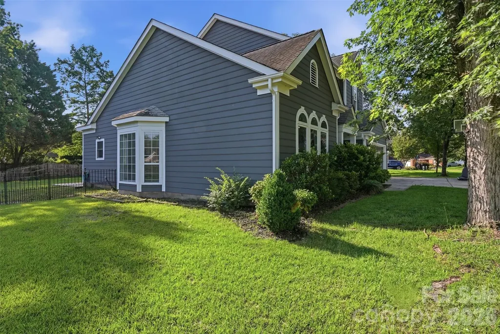 12025 Freshwell Road Charlotte NC 28273