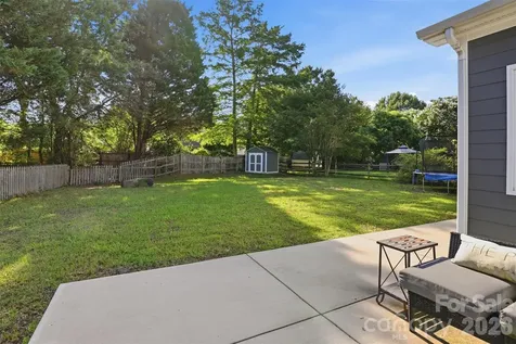 12025 Freshwell Road Charlotte NC 28273
