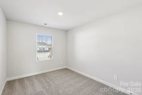 9044 Foggy Brook Loop Charlotte NC 28216