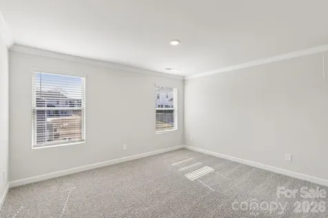 9044 Foggy Brook Loop Charlotte NC 28216