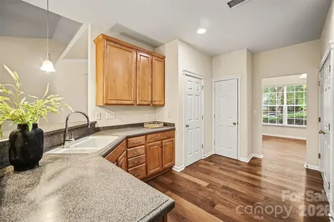1116 Millbank Drive Matthews NC 28104
