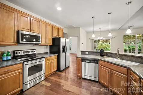 1116 Millbank Drive Matthews NC 28104