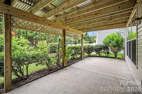 1116 Millbank Drive Matthews NC 28104