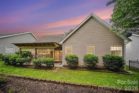 1116 Millbank Drive Matthews NC 28104