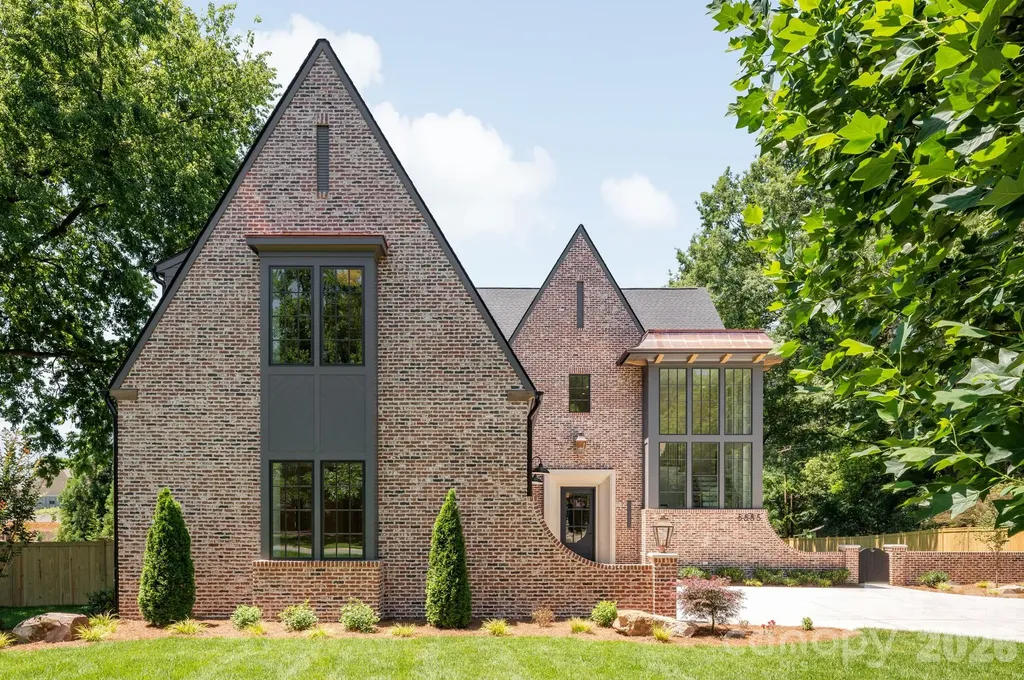 5555 Lansing Drive Charlotte NC 28270
