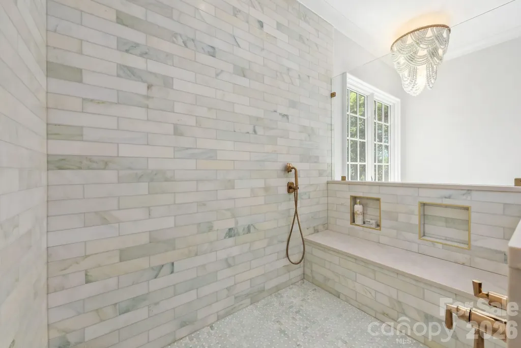 5555 Lansing Drive Charlotte NC 28270