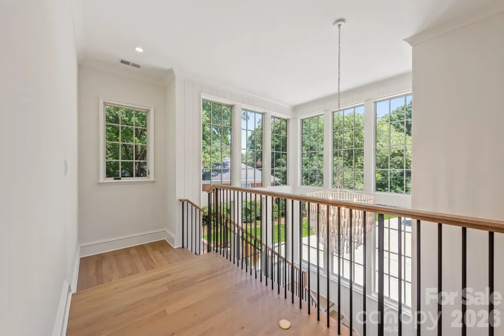 5555 Lansing Drive Charlotte NC 28270