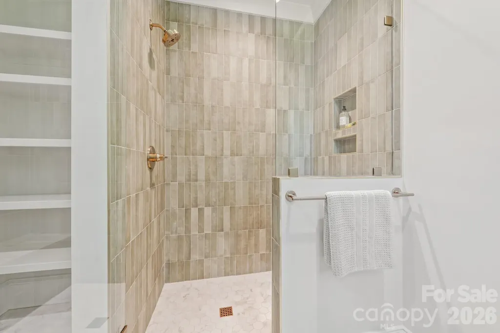 5555 Lansing Drive Charlotte NC 28270