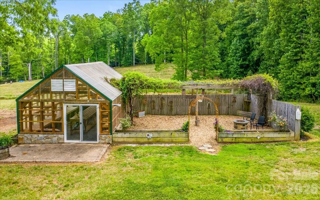 1448 Liberty Church Road Mocksville NC 27028