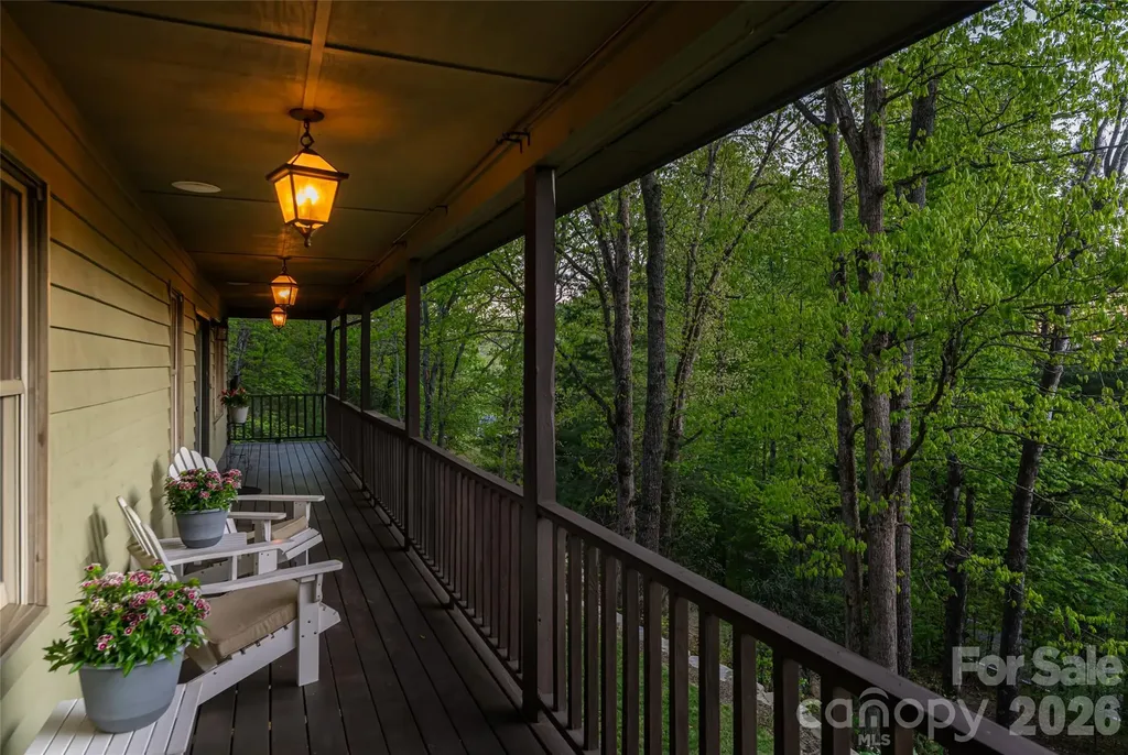 2159 North Fork Right Fork Road Black Mountain NC 28711