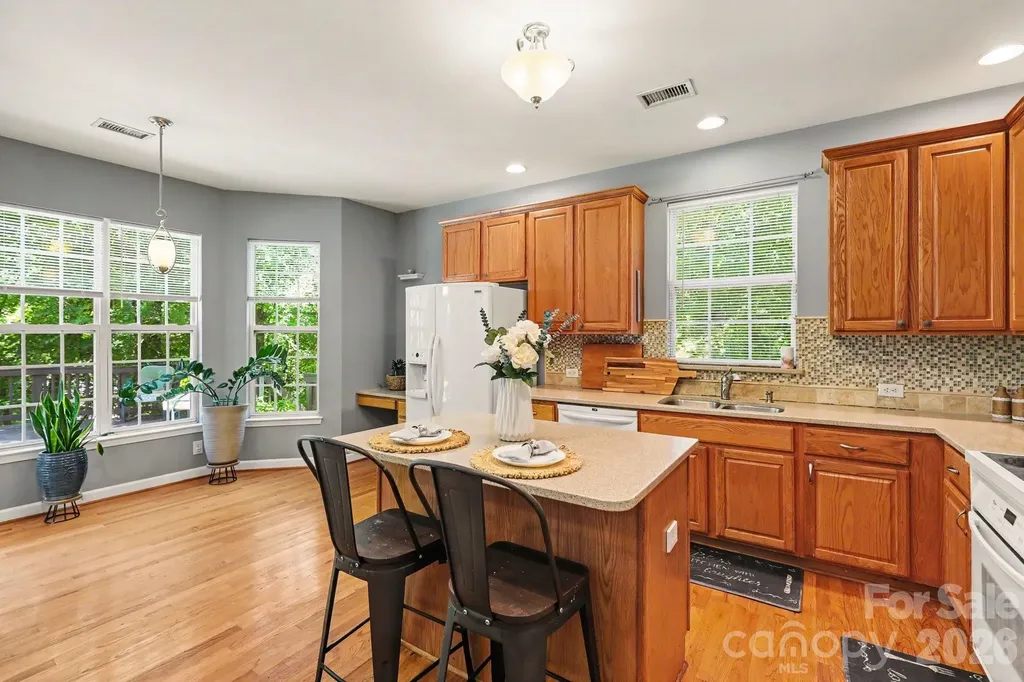5604 Edgeweir Court Charlotte NC 28269