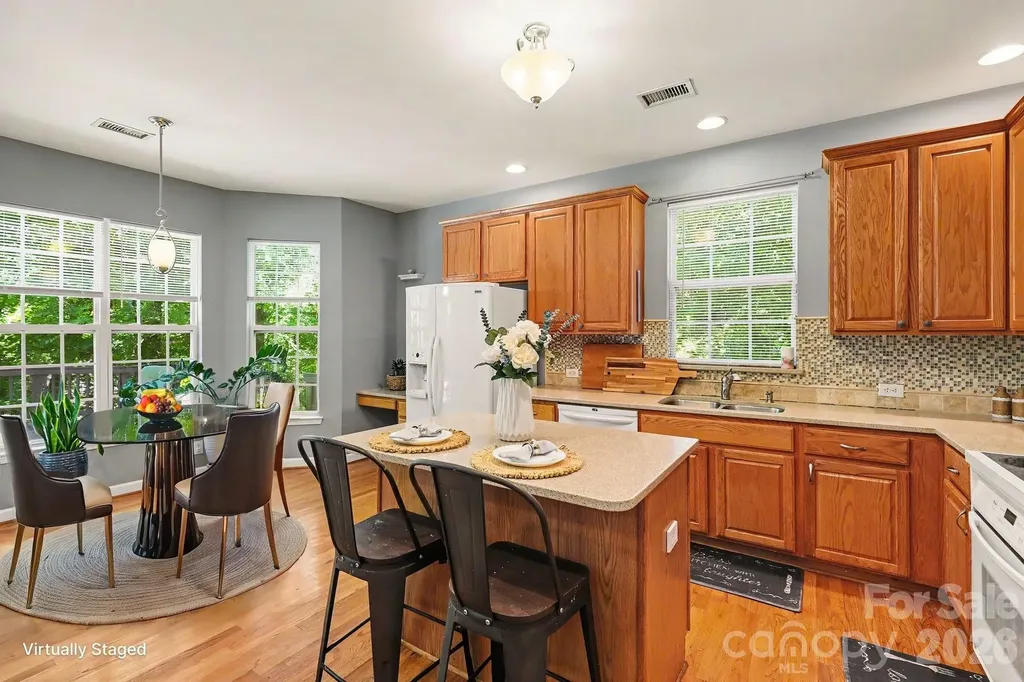 5604 Edgeweir Court Charlotte NC 28269
