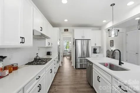 7924 Creek Park Drive Denver NC 28037