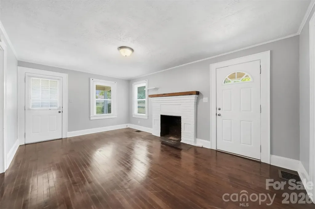 210 Valdese Drive Morganton NC 28655