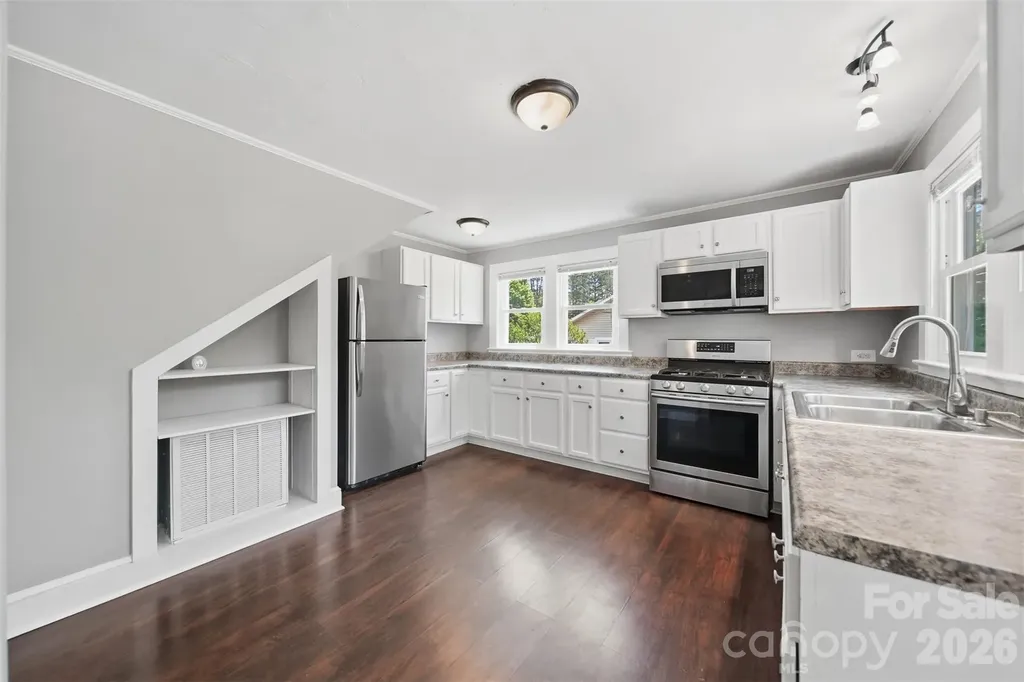 210 Valdese Drive Morganton NC 28655
