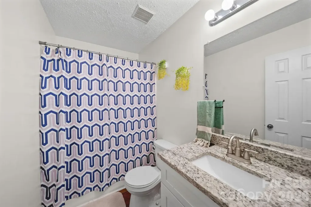 2726 Haversham Court Charlotte NC 28216