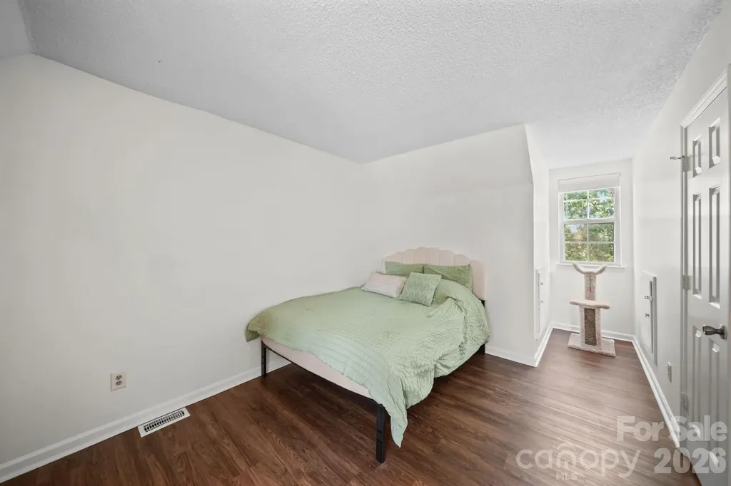 2726 Haversham Court Charlotte NC 28216
