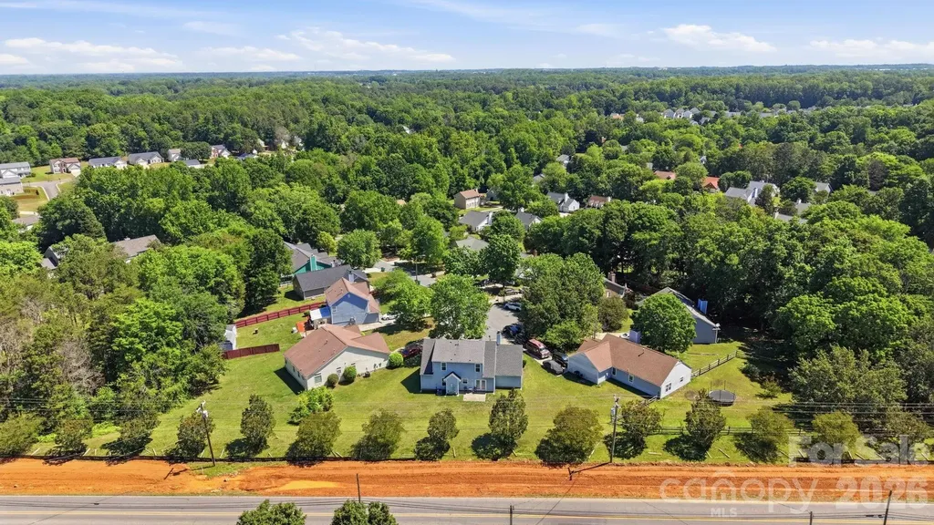 2726 Haversham Court Charlotte NC 28216